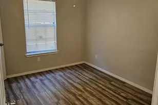 1732 Crestpoint Dr, Arlington, TX 76012 - Photo 8