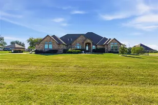 5661 Posada Dr, Fort Worth, TX 76036 - Photo 2