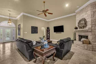 2102 Clear Creek Dr, Weatherford, TX 76087 - Photo 6