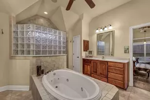 2102 Clear Creek Dr, Weatherford, TX 76087 - Photo 20