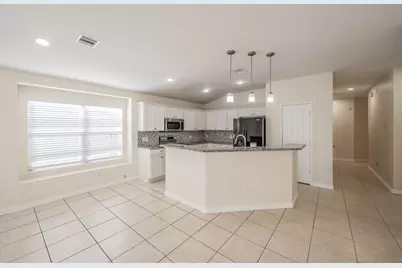 8932 Sunny Hollow Drive, Fort Worth, TX 76179 - Photo 4