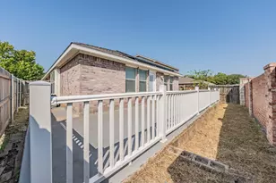 8932 Sunny Hollow Dr, Fort Worth, TX 76179 - Photo 22