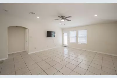 8932 Sunny Hollow Drive, Fort Worth, TX 76179 - Photo 8