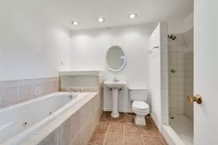 2002 Verlaine Dr, Carrollton, TX 75007 - Photo 16