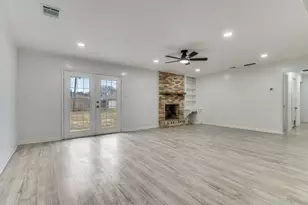 4110 Skyline Dr, Rowlett, TX 75088 - Photo 4