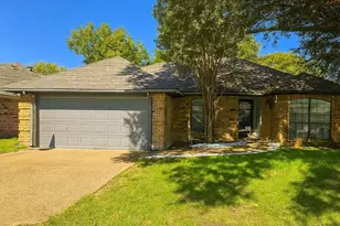 1848 Kings Canyon Cir, Fort Worth, TX 76134 - Photo 1