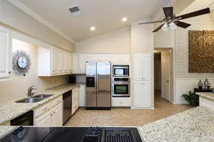 9115 Valley Chapel Ln, Dallas, TX 75220 - Photo 8