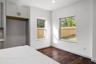 4608 Eagle Nest Ct, Granbury, TX 76048 - Photo 10