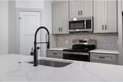 4608 Eagle Nest Court, Granbury, TX 76048 - Photo 8