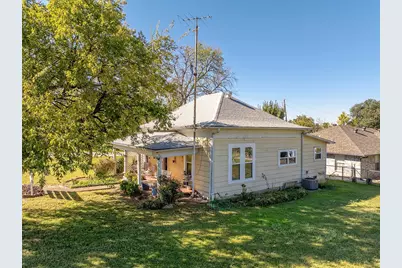 201 N 3rd Street, Krum, TX 76249 - Photo 24