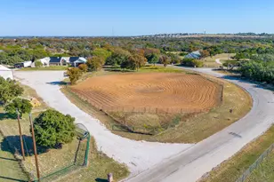 1390 Mary Dr, Weatherford, TX 76085 - Photo 4