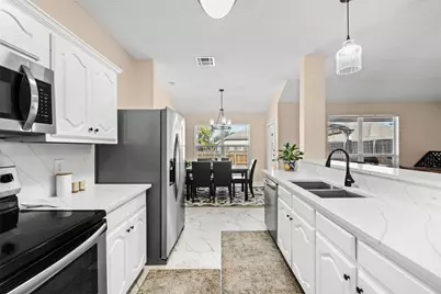 1424 Jacksons Run, Greenville, TX 75402 - Photo 8