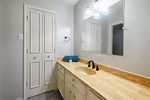 9737 Burney Dr, Dallas, TX 75243 - Photo 22