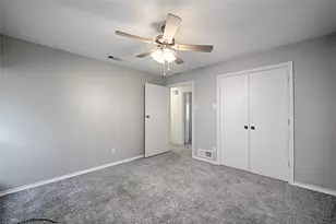 9737 Burney Dr, Dallas, TX 75243 - Photo 28