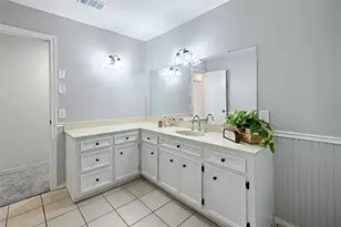 9737 Burney Dr, Dallas, TX 75243 - Photo 26