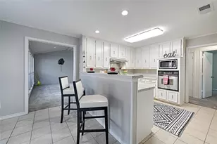 9737 Burney Dr, Dallas, TX 75243 - Photo 10