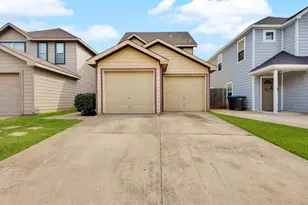 10713 Many Oaks Dr, Fort Worth, TX 76140 - Photo 1