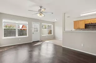 10713 Many Oaks Dr, Fort Worth, TX 76140 - Photo 4