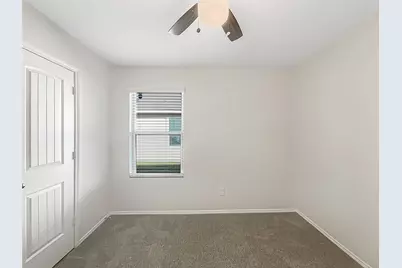421 Blue Crow Lane, Fort Worth, TX 76052 - Photo 12