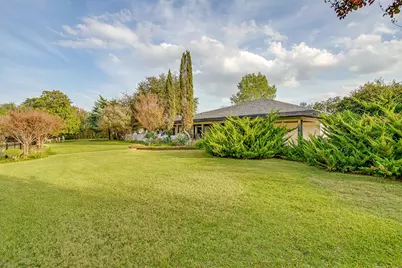 4301 Briarhaven Road, Fort Worth, TX 76109 - Photo 14