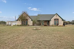 548 Highland Rd, Springtown, TX 76082 - Photo 4