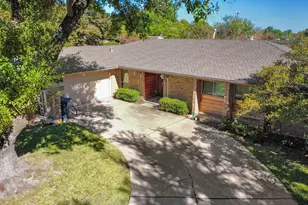 15606 Kingscrest Cir, Dallas, TX 75248 - Photo 2