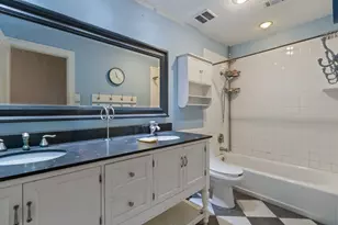 15606 Kingscrest Cir, Dallas, TX 75248 - Photo 16