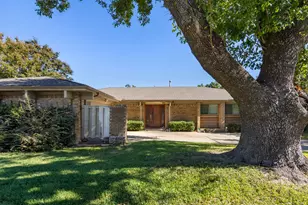 15606 Kingscrest Cir, Dallas, TX 75248 - Photo 4