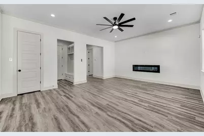 715 E Jefferson Street, Waxahachie, TX 75165 - Photo 10