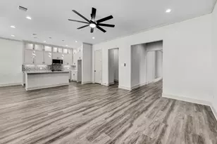 715 E Jefferson St, Waxahachie, TX 75165 - Photo 8