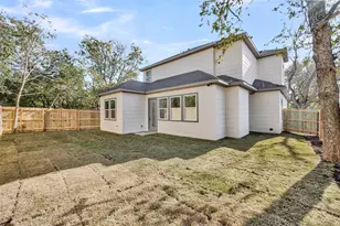 715 E Jefferson St, Waxahachie, TX 75165 - Photo 34