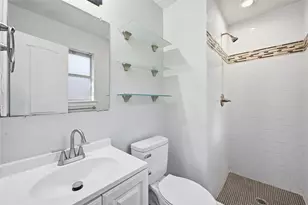 5608 Twin Oaks Dr, Haltom City, TX 76148 - Photo 16