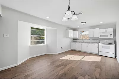 5608 Twin Oaks Drive, Haltom City, TX 76148 - Photo 10