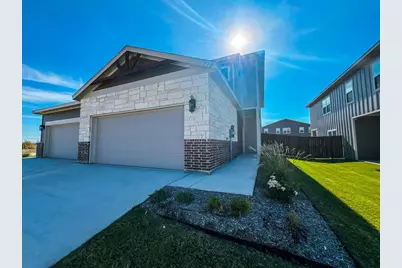 732 Blackland Drive, Venus, TX 76084 - Photo 2