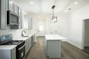 309 E Cheek St, Saint Jo, TX 76265 - Photo 12