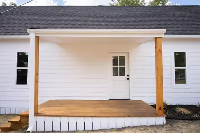 309 E Cheek Street, Saint Jo, TX 76265 - Photo 4