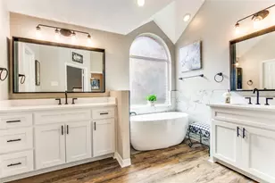 8060 Watson Rd, Lantana, TX 76226 - Photo 14