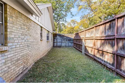 203 Walnut Way, Euless, TX 76039 - Photo 34