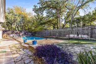 203 Walnut Way, Euless, TX 76039 - Photo 28