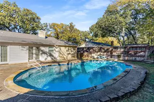 203 Walnut Way, Euless, TX 76039 - Photo 30