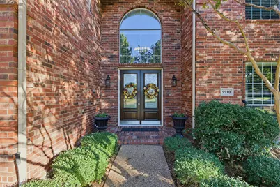 9910 Broadmoor Lane, Rowlett, TX 75089 - Photo 4