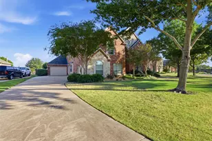 9910 Broadmoor Ln, Rowlett, TX 75089 - Photo 2
