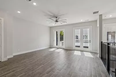 2644 Carmelita Street, Dallas, TX 75212 - Photo 8