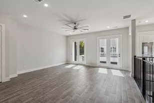 2644 Carmelita St, Dallas, TX 75212 - Photo 8