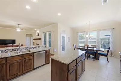 320 Little John Court, Saginaw, TX 76179 - Photo 14