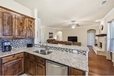 320 Little John Court, Saginaw, TX 76179 - Photo 16