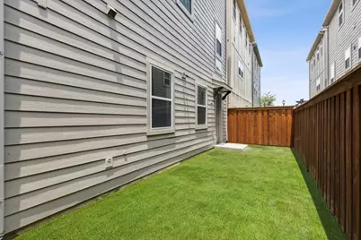 2468 Carmelita Street, Dallas, TX 75212 - Photo 18