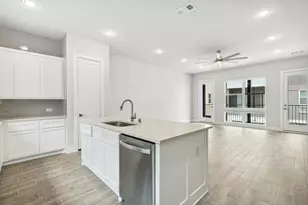 2468 Carmelita St, Dallas, TX 75212 - Photo 6