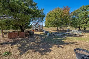 1696 Co Rd 222, Gainesville, TX 76240 - Photo 24