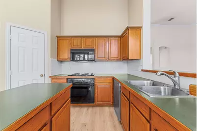 111 Midcrest Drive, Irving, TX 75063 - Photo 8